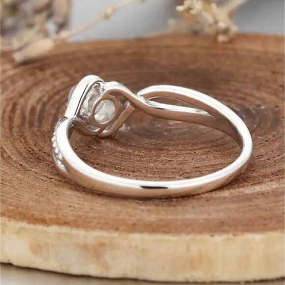 Round Cut Moonstone Ring Female Jewelry Delicate Design - Picture 7 of 12